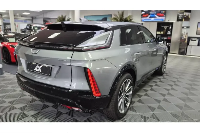 Cadillac Lyriq din 2025 cu 16.253 km - oferta CAD245320 - foto 3