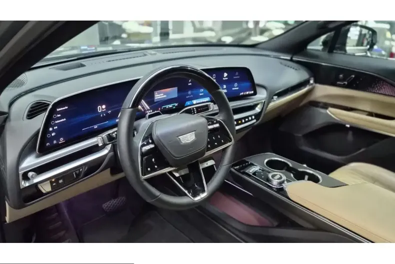 Cadillac Lyriq din 2025 cu 16.253 km - oferta CAD245320 - foto 20