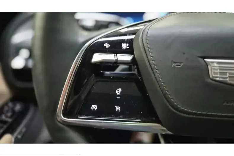 Cadillac Lyriq din 2025 cu 16.253 km - oferta CAD245320 - foto 27
