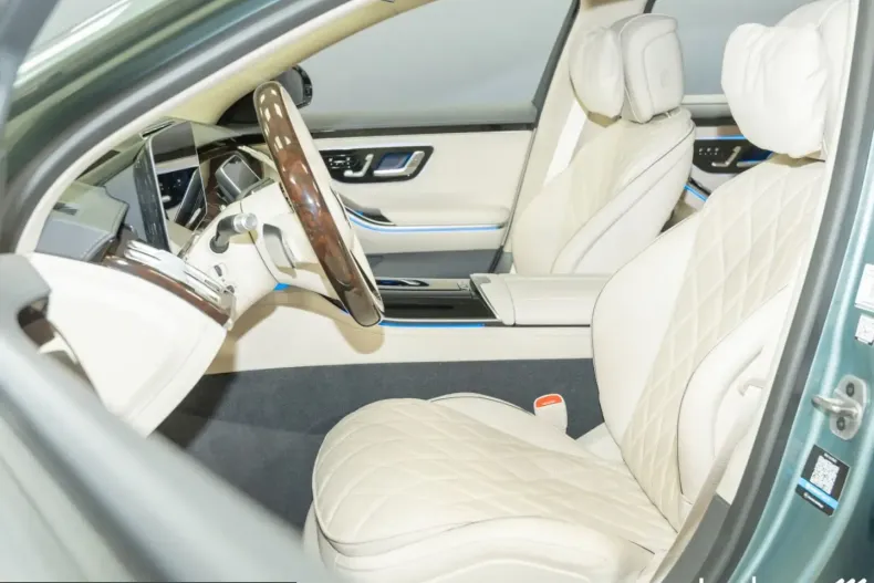 Mercedes-Benz S 450 (Clasa S) din 2024 cu 47.996 km - oferta MER245325 - foto 14