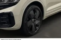 Volkswagen Touareg din 2025 cu 22.816 km - oferta VOL245330 - foto 8