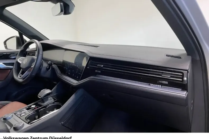 Volkswagen Touareg din 2025 cu 22.816 km - oferta VOL245330 - foto 16