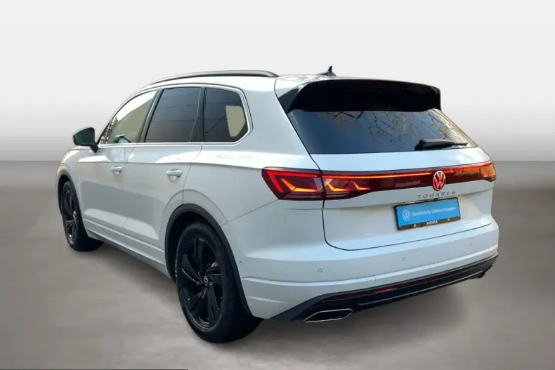 Volkswagen Touareg din 2025 cu 28.693 km - oferta VOL245332 - foto 2