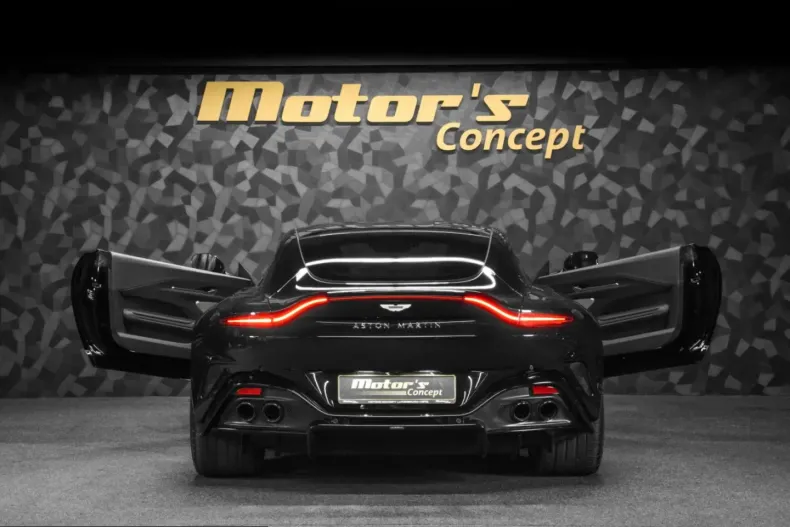 Aston Martin V8 Vantage din 2025 cu 8.590 km - oferta AST245336 - foto 5