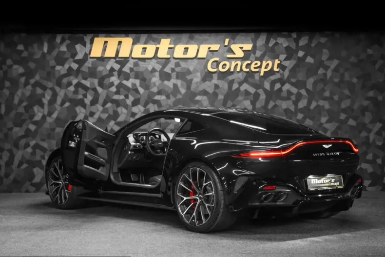 Aston Martin V8 Vantage din 2025 cu 8.590 km - oferta AST245336 - foto 7