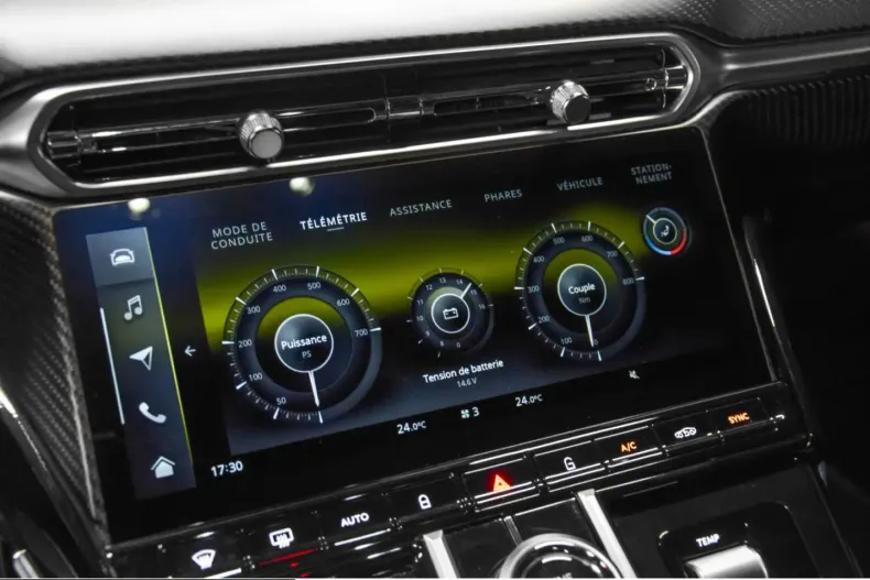 Aston Martin V8 Vantage din 2025 cu 8.590 km - oferta AST245336 - foto 23