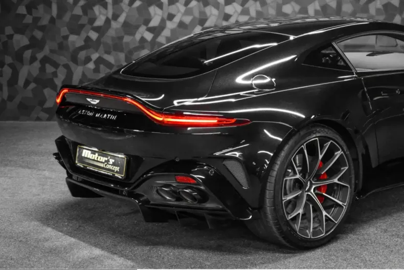 Aston Martin V8 Vantage din 2025 cu 8.590 km - oferta AST245336 - foto 28