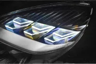 Aston Martin V8 Vantage din 2025 cu 8.590 km - oferta AST245336 - foto 29
