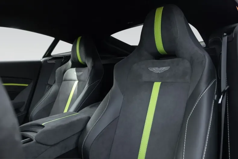 Aston Martin V8 Vantage din 2022 cu 6.100 km - oferta AST245339 - foto 12