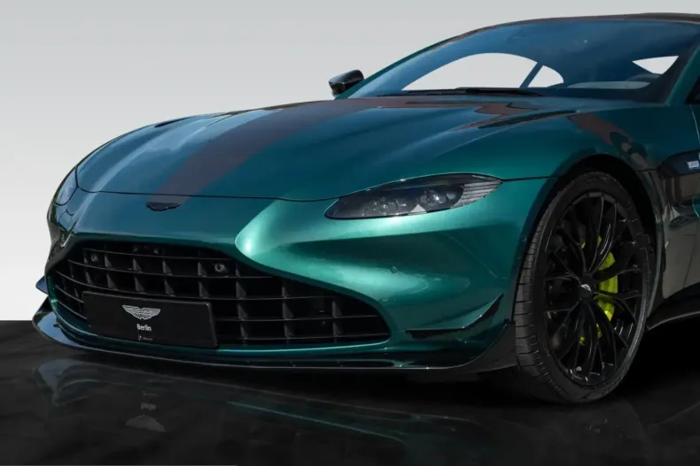 Aston Martin V8 Vantage din 2022 cu 6.100 km - oferta AST245339 - foto 22