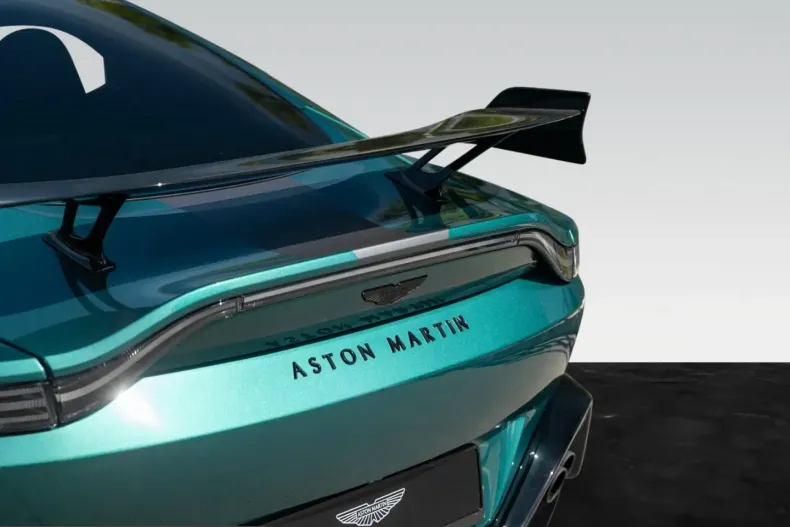 Aston Martin V8 Vantage din 2022 cu 6.100 km - oferta AST245339 - foto 28