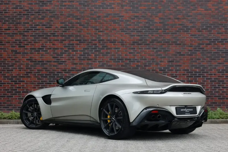 Aston Martin V8 Vantage din 2021 cu 51.617 km - oferta AST245341 - foto 2