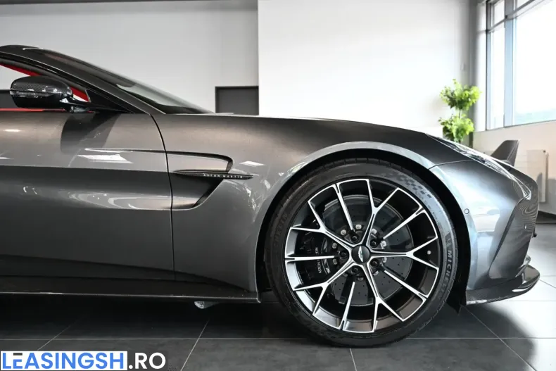 Aston Martin V8 Vantage din 2025 cu 17.700 km - oferta AST245342 - foto 14
