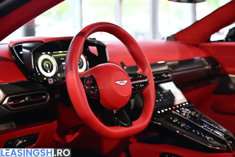 Aston Martin V8 Vantage din 2025 cu 17.700 km - oferta AST245342 - foto 39