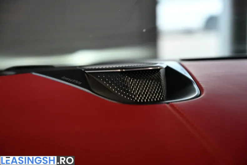 Aston Martin V8 Vantage din 2025 cu 17.700 km - oferta AST245342 - foto 43