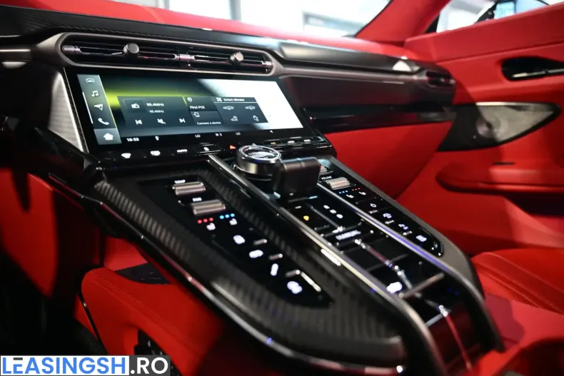 Aston Martin V8 Vantage din 2025 cu 17.700 km - oferta AST245342 - foto 47