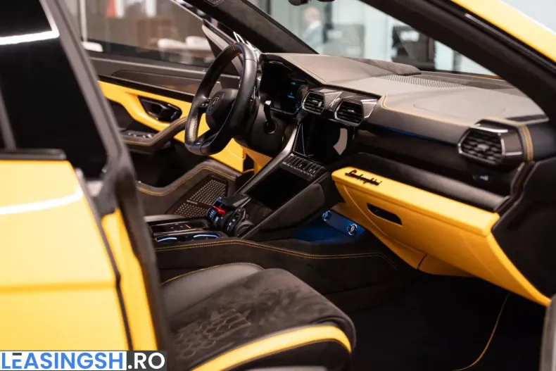 Lamborghini Urus din 2023 cu 34.800 km - oferta LAM245344 - foto 2