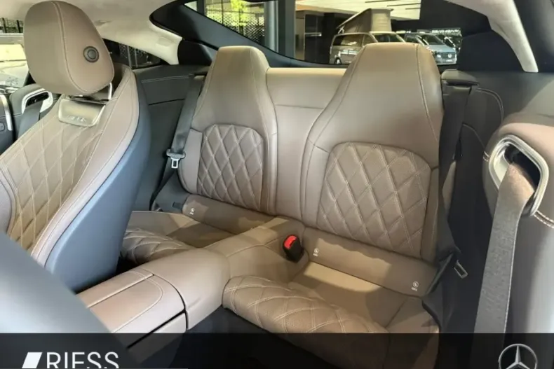 Mercedes-Benz AMG GT (Clasa GT) din 2025 cu 3.600 km - oferta MER245353 - foto 5