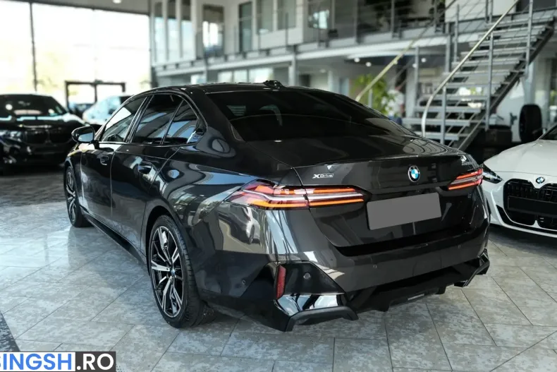 BMW 520 (Seria 5) din 2025 cu 4.431 km - oferta BMW245355 - foto 6