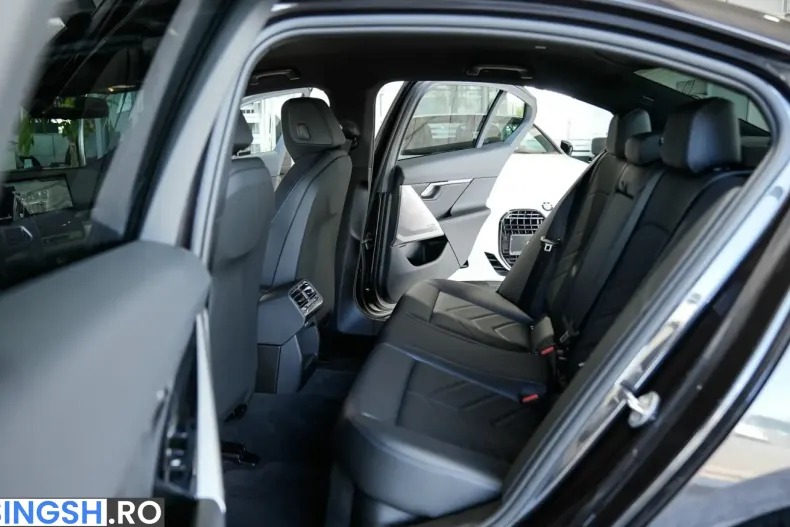 BMW 520 (Seria 5) din 2025 cu 4.431 km - oferta BMW245355 - foto 15