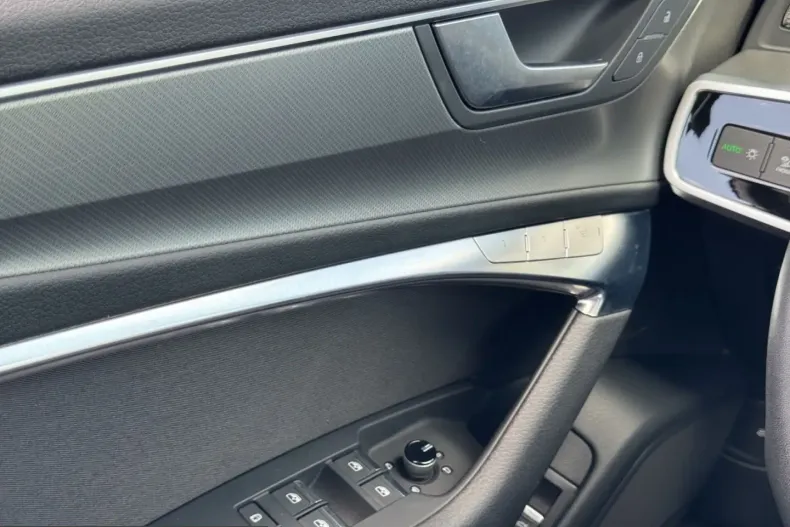 Audi A6 din 2022 cu 75.000 km - oferta AUD245363 - foto 17