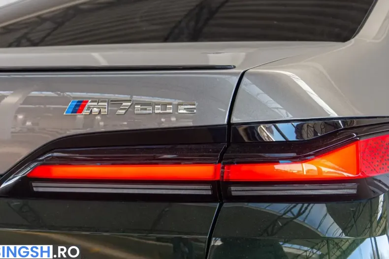 BMW M760 (Seria 7) din 2025 cu 9.900 km - oferta BMW245375 - foto 9