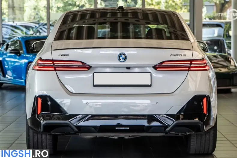 BMW 550 (Seria 5) din 2025 cu 27.972 km - oferta BMW245376 - foto 6