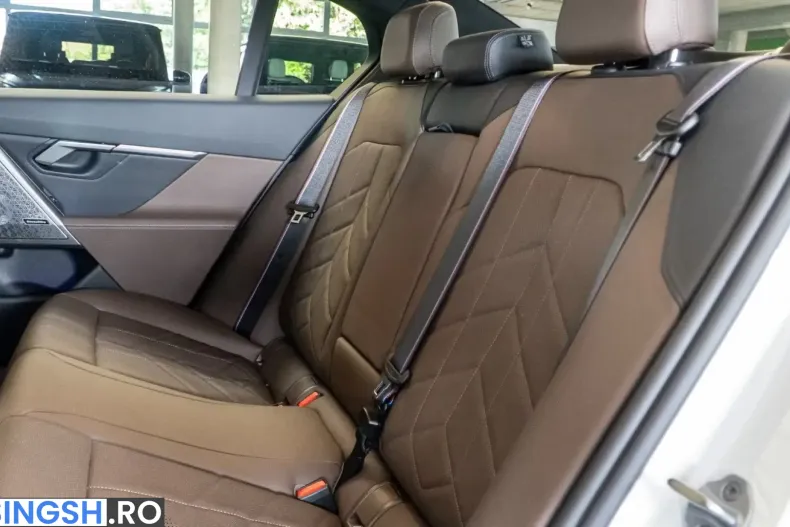 BMW 550 (Seria 5) din 2025 cu 27.972 km - oferta BMW245376 - foto 22