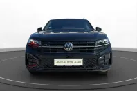 Volkswagen Touareg din 2024 cu 53.688 km - oferta VOL245379 - foto 3