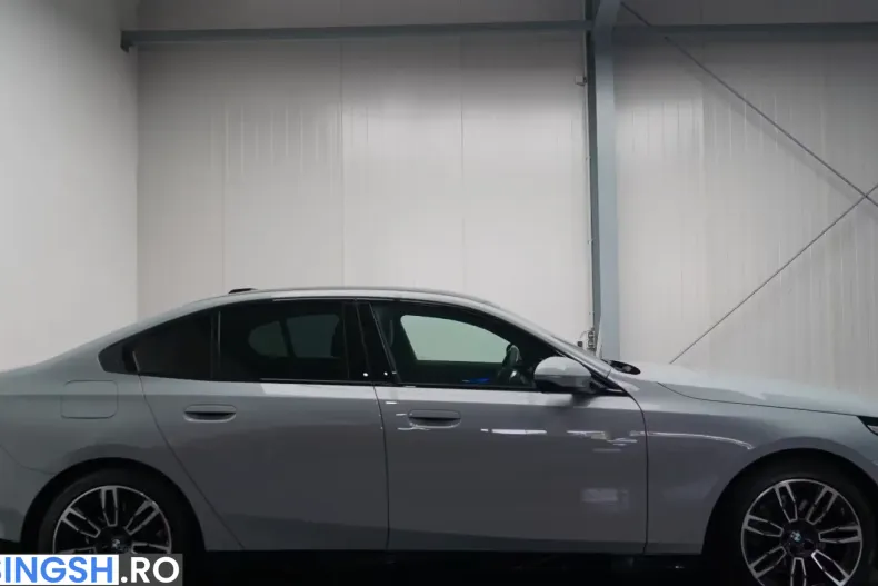 BMW 520 (Seria 5) din 2025 cu 14.900 km - oferta BMW245381 - foto 26
