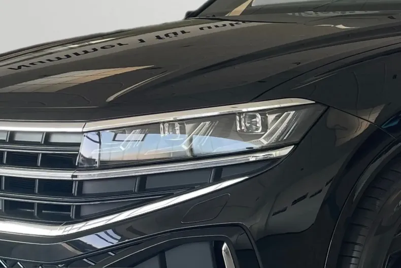 Volkswagen Touareg din 2025 cu 21.781 km - oferta VOL245391 - foto 6