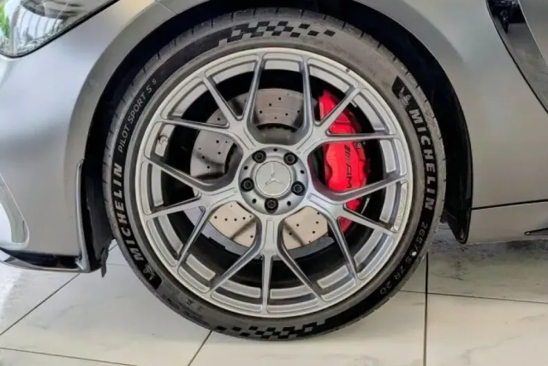 Mercedes-Benz CLE 53 AMG (Clasa CLE) din 2025 cu 11.400 km - oferta MER245399 - foto 4