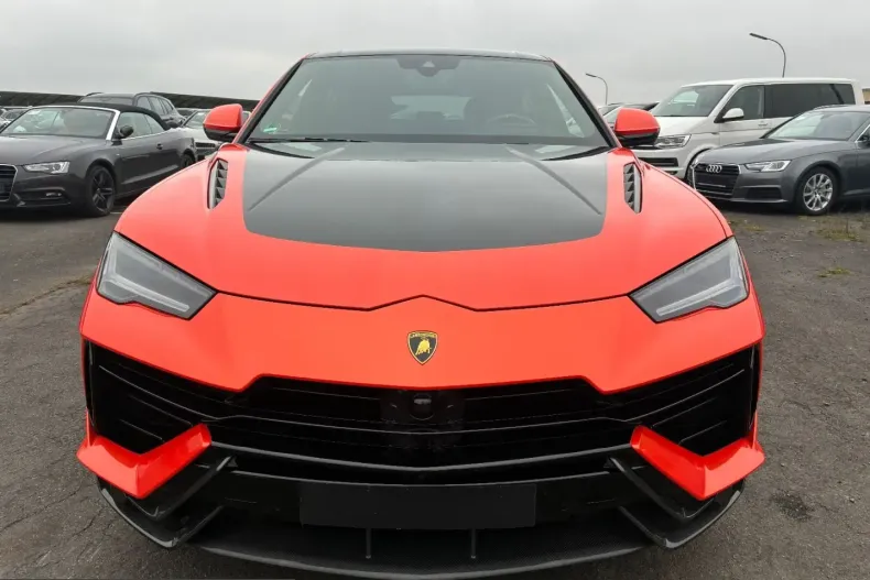 Lamborghini Urus din 2023 cu 48.000 km - oferta LAM245404 - foto 2