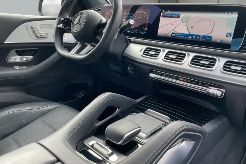 Mercedes-Benz GLE 300 (Clasa GLE) din 2025 cu 26.705 km - oferta MER245407 - foto 12