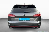 Volkswagen Touareg din 2023 cu 61.800 km - oferta VOL245409 - foto 6