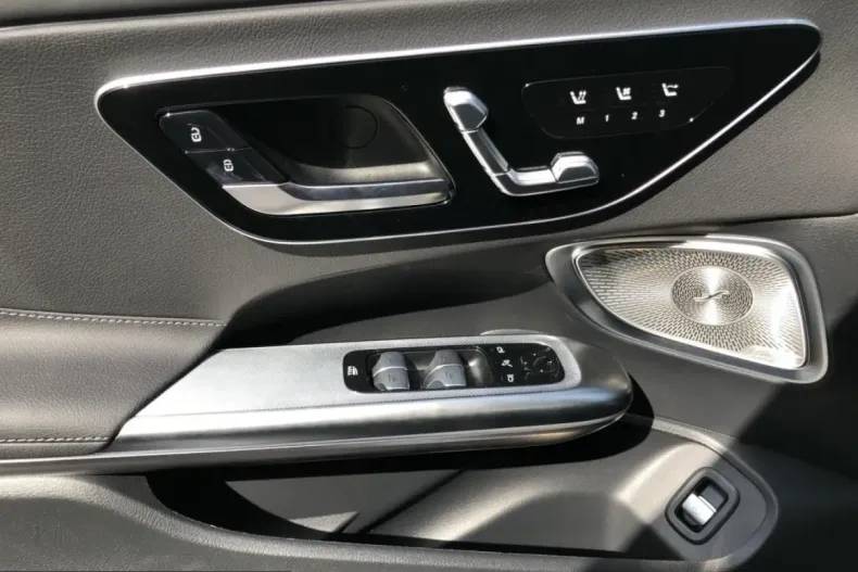 Mercedes-Benz CLE 450 (Clasa CLE) din 2024 cu 22.500 km - oferta MER245413 - foto 14