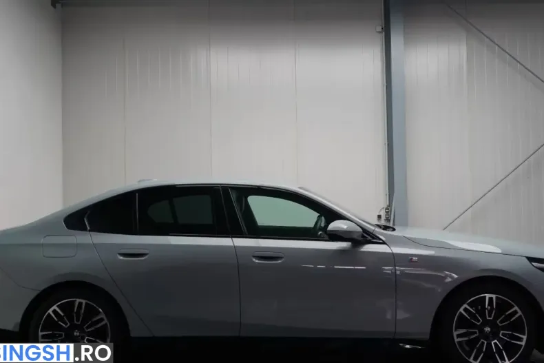 BMW 520 (Seria 5) din 2025 cu 35.500 km - oferta BMW245421 - foto 31