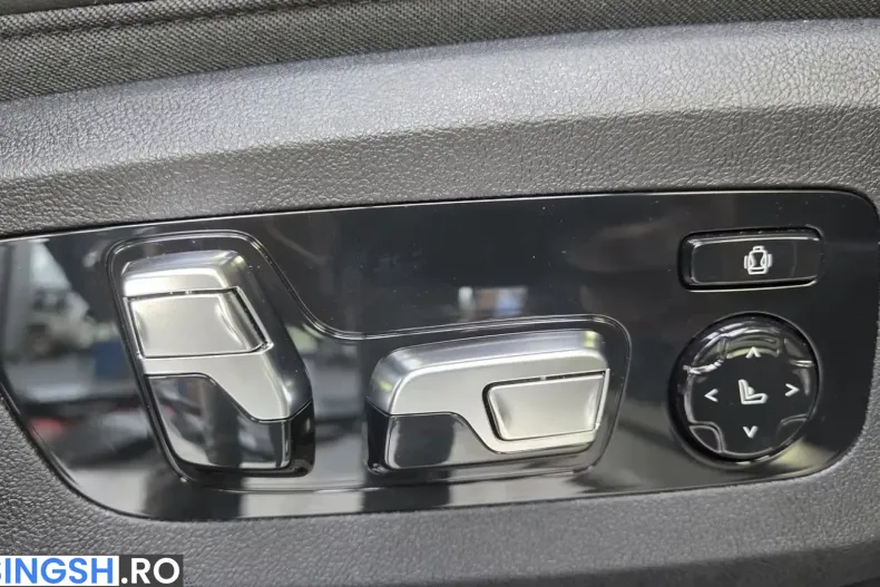 BMW XM (Seria X) din 2025 cu 8.750 km - oferta BMW245426 - foto 15