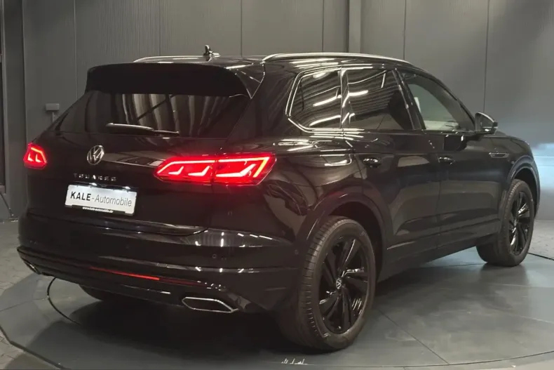 Volkswagen Touareg din 2022 cu 44.800 km - oferta VOL245432 - foto 5