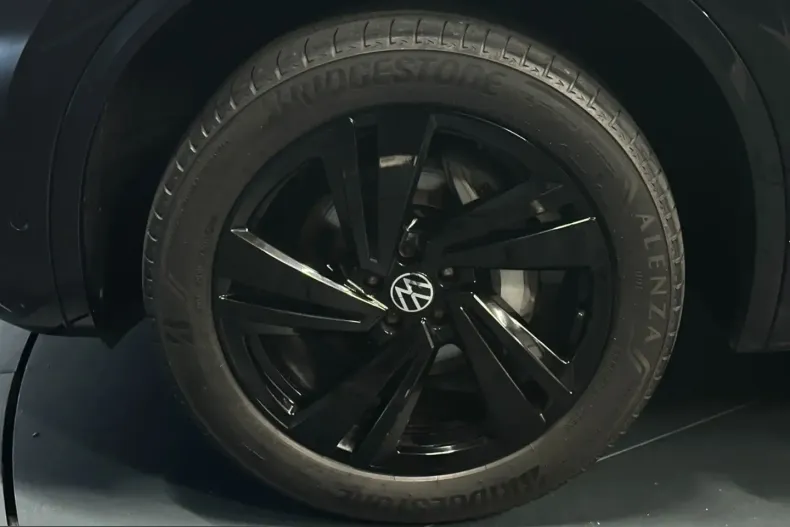 Volkswagen Touareg din 2022 cu 44.800 km - oferta VOL245432 - foto 8