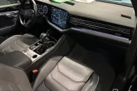 Volkswagen Touareg din 2022 cu 44.800 km - oferta VOL245432 - foto 11