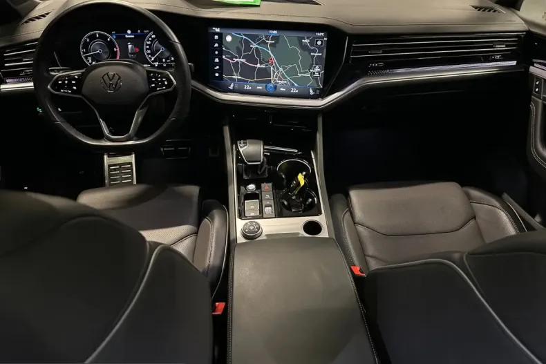 Volkswagen Touareg din 2022 cu 44.800 km - oferta VOL245432 - foto 12