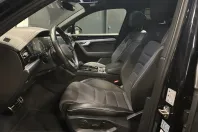 Volkswagen Touareg din 2022 cu 44.800 km - oferta VOL245432 - foto 15