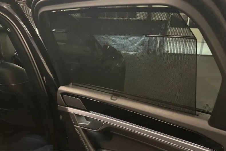 Volkswagen Touareg din 2022 cu 44.800 km - oferta VOL245432 - foto 28