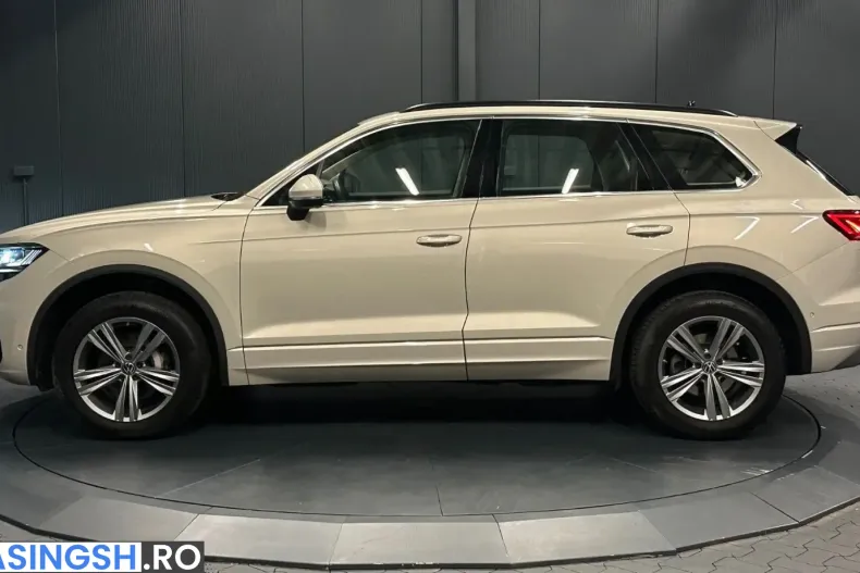 Volkswagen Touareg din 2024 cu 47.000 km - oferta VOL245433 - foto 2