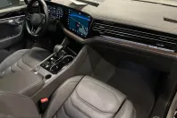 Volkswagen Touareg din 2024 cu 47.000 km - oferta VOL245433 - foto 11