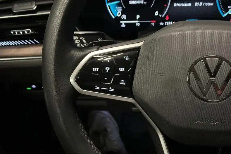 Volkswagen Touareg din 2024 cu 47.000 km - oferta VOL245433 - foto 18