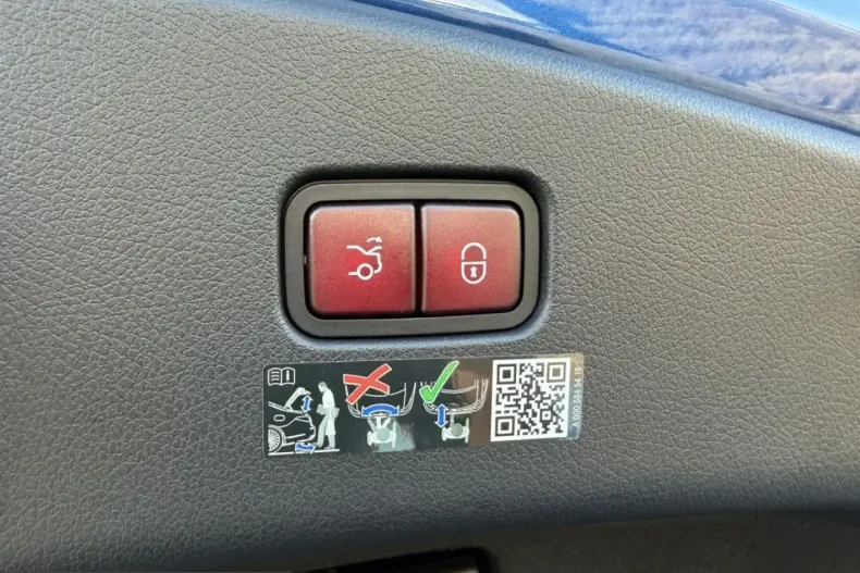 Mercedes-Benz CLE 200 (Clasa CLE) din 2024 cu 7.645 km - oferta MER245436 - foto 18
