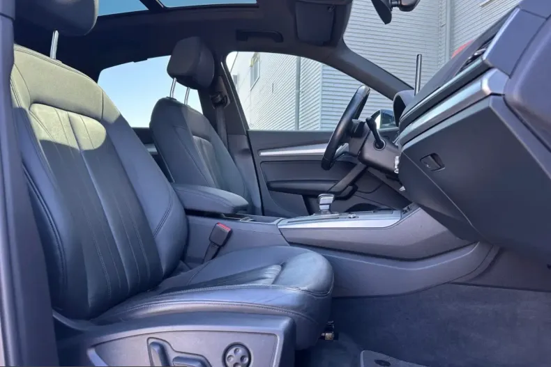 Audi Q5 din 2022 cu 85.869 km - oferta AUD245439 - foto 6