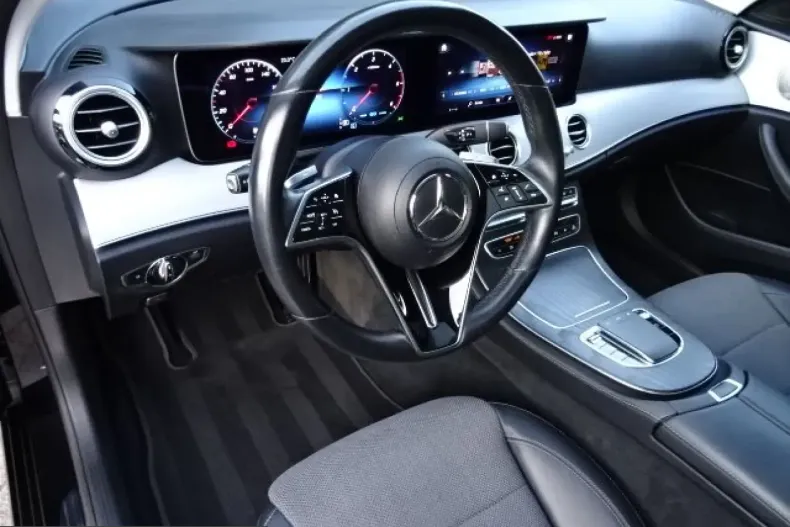 Mercedes-Benz E 220 (Clasa E) din 2022 cu 81.598 km - oferta MER245445 - foto 7